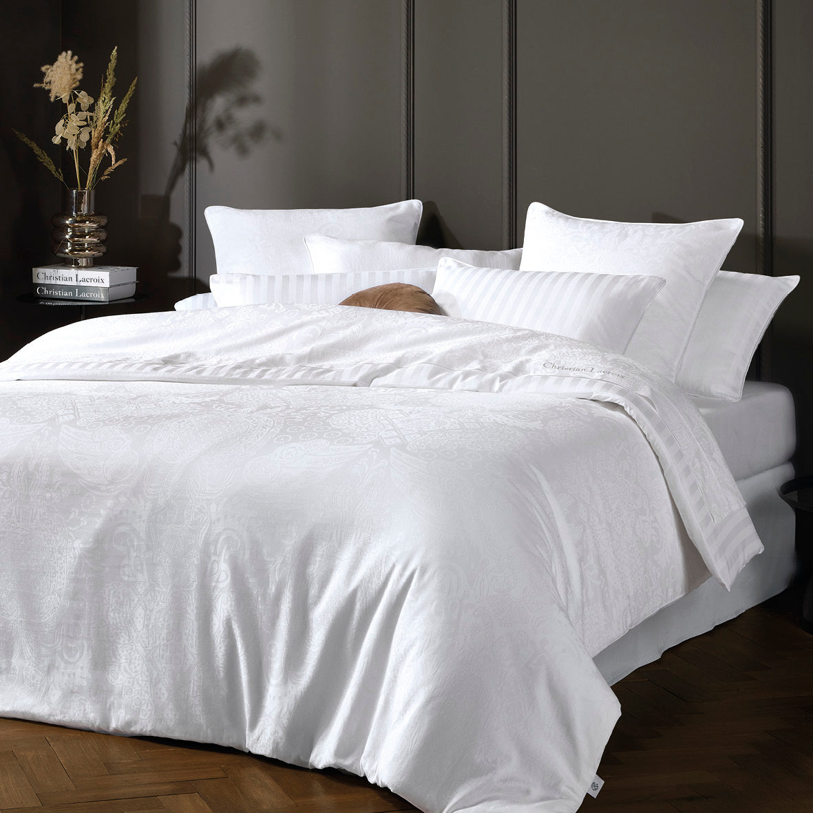 Pillowcase(s) cotton satin Jacquard woven - Arles White