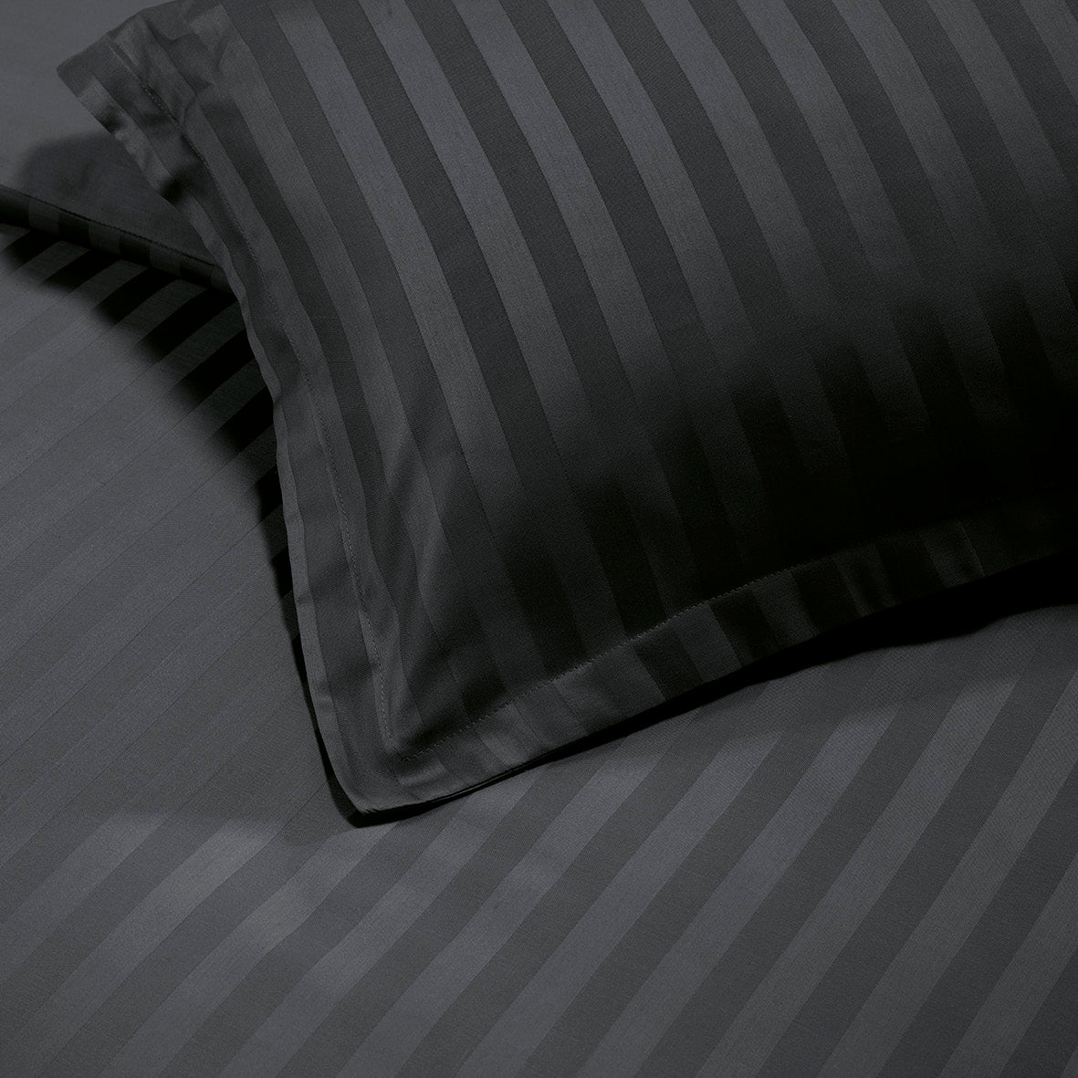 Duvet cover + pillowcase(s) cotton satin - Jacquard woven - dobby stripe black