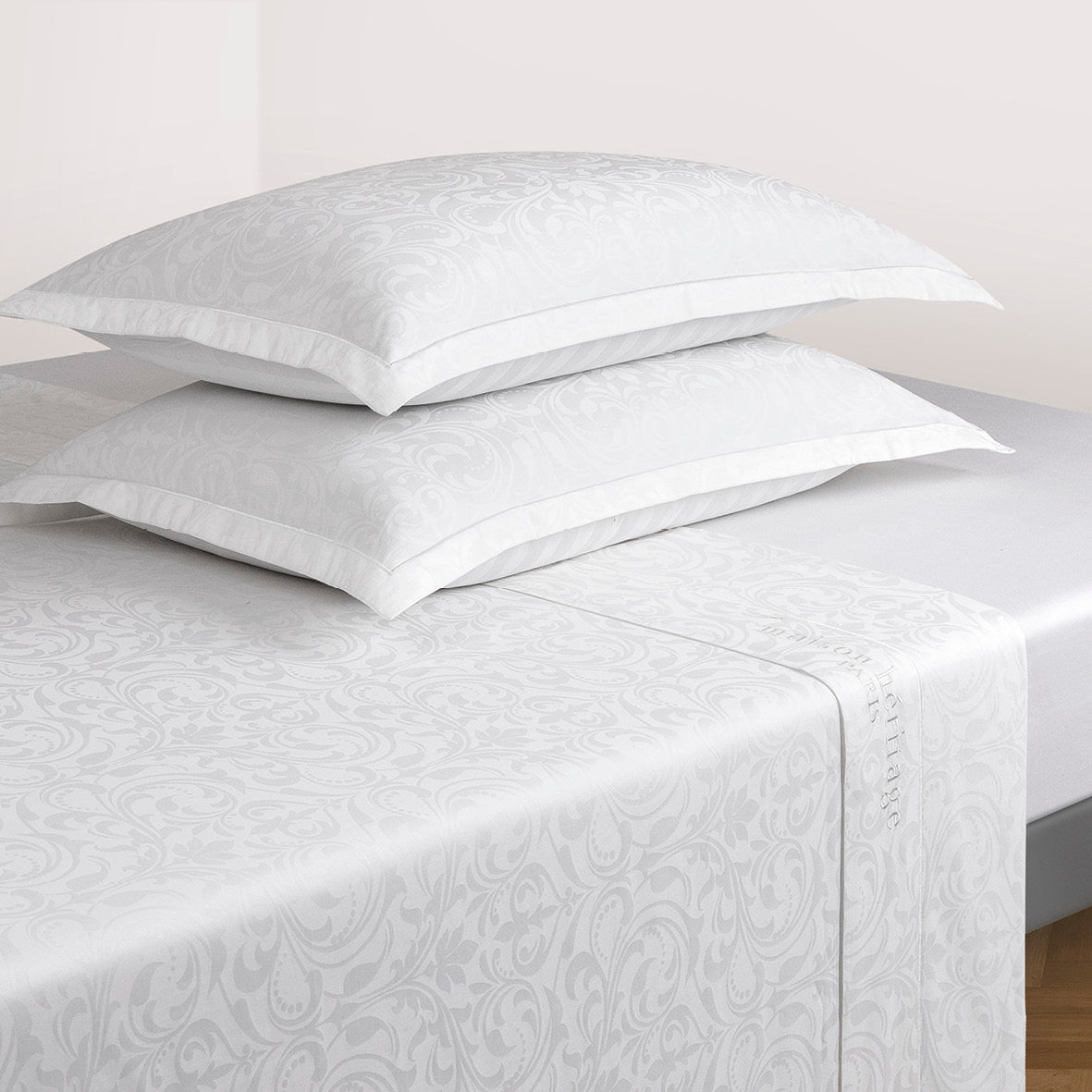 Sheet set : fitted sheet, flat sheet, pillowcase(s) in satin cotton - Jacquard woven - Baroque White