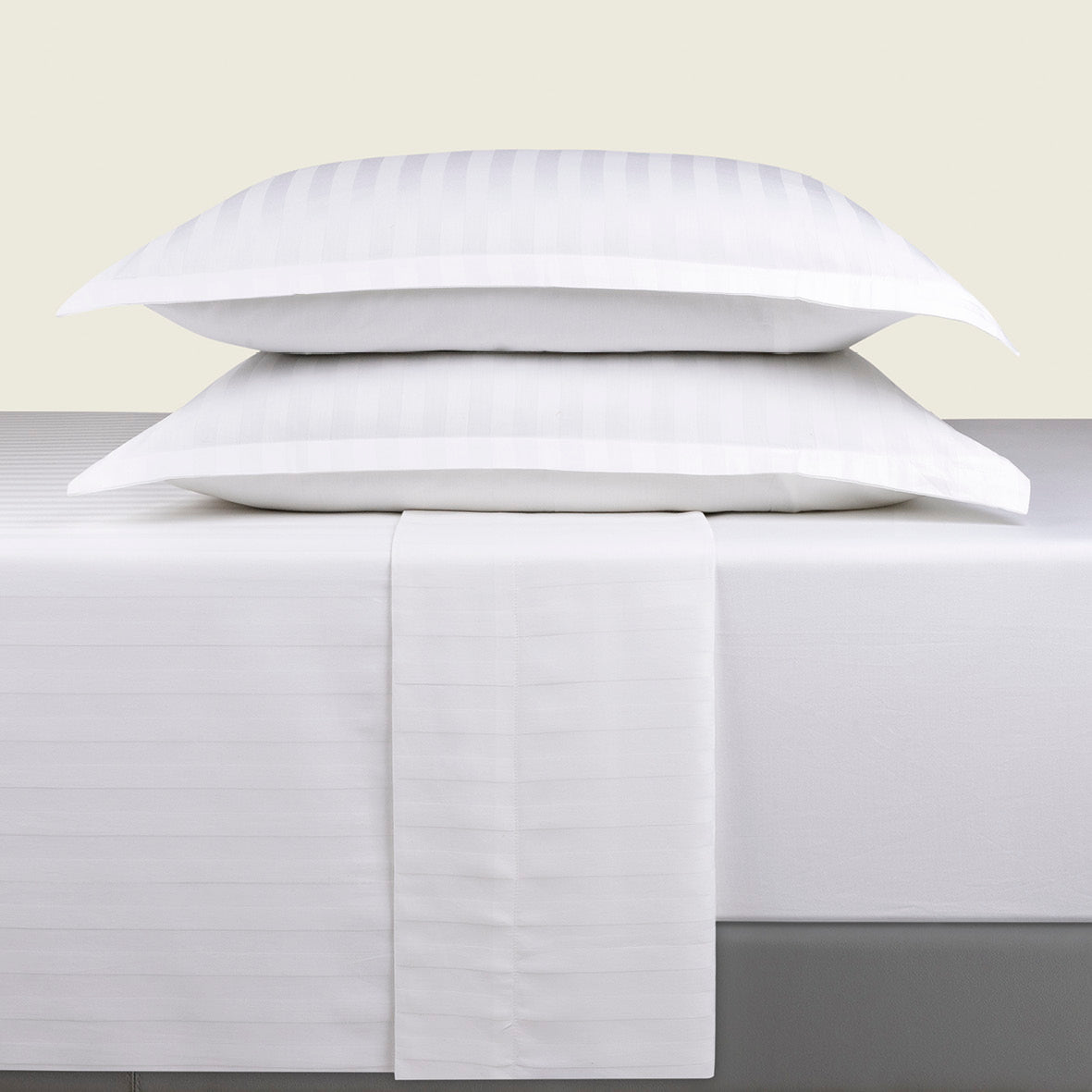 Sheet set : fitted sheet, flat sheet, pillowcase(s) in satin cotton - Jacquard woven - Dobby stripe white