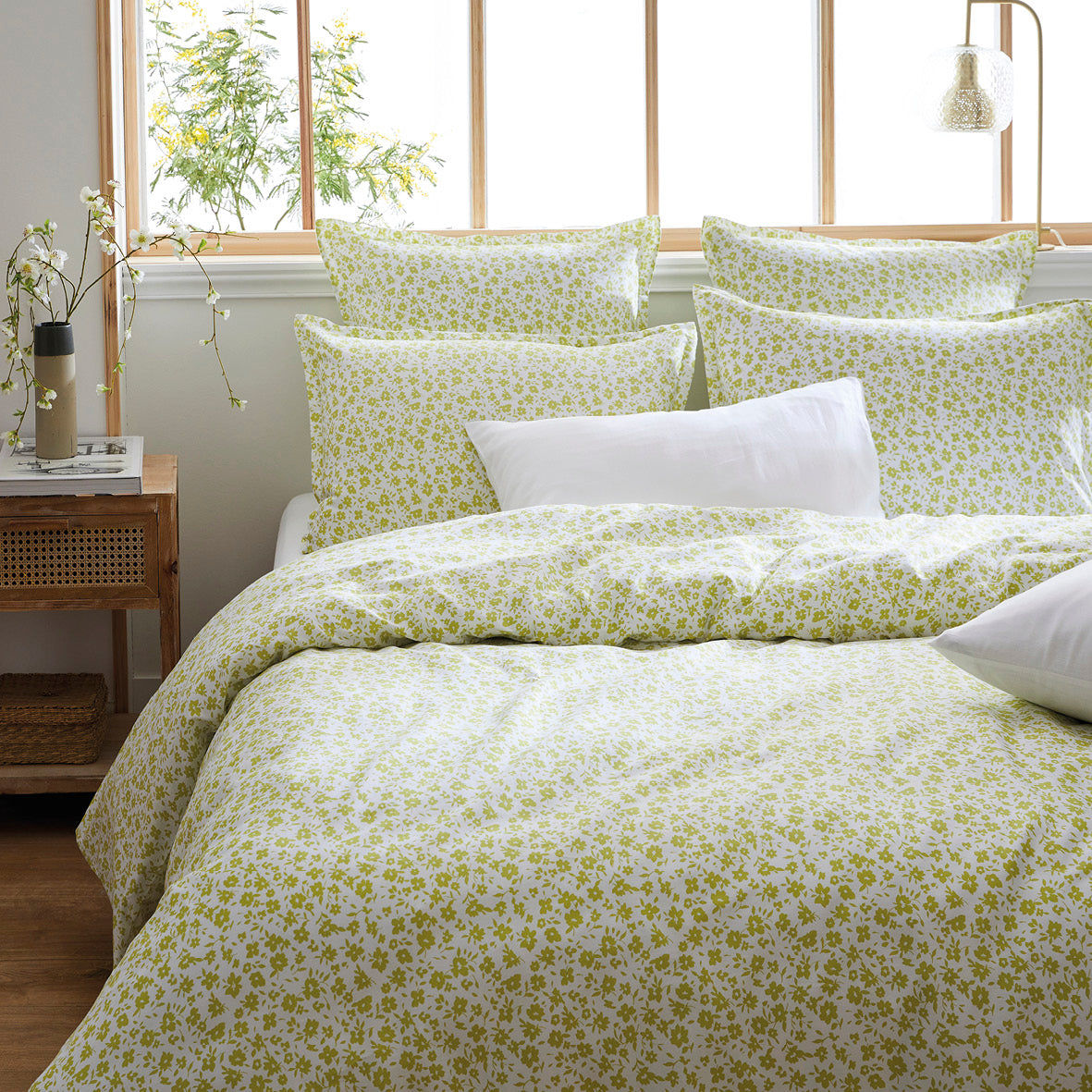 Duvet cover + pillowcase(s) cotton satin - Les Yeux de Suzanne White/Lime